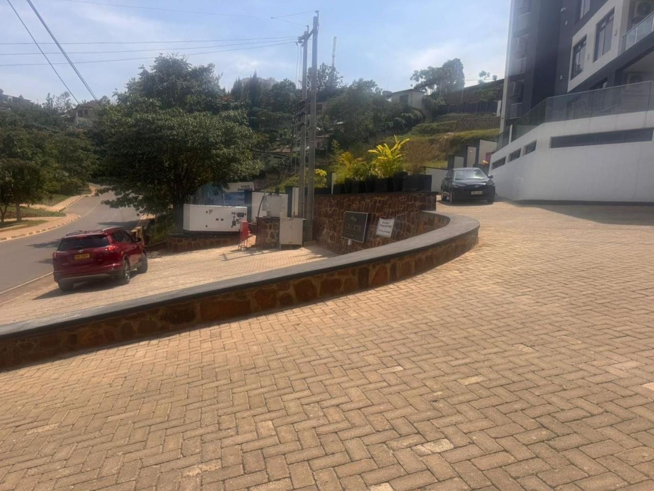 Cascadia Apartments Kigali Esterno foto