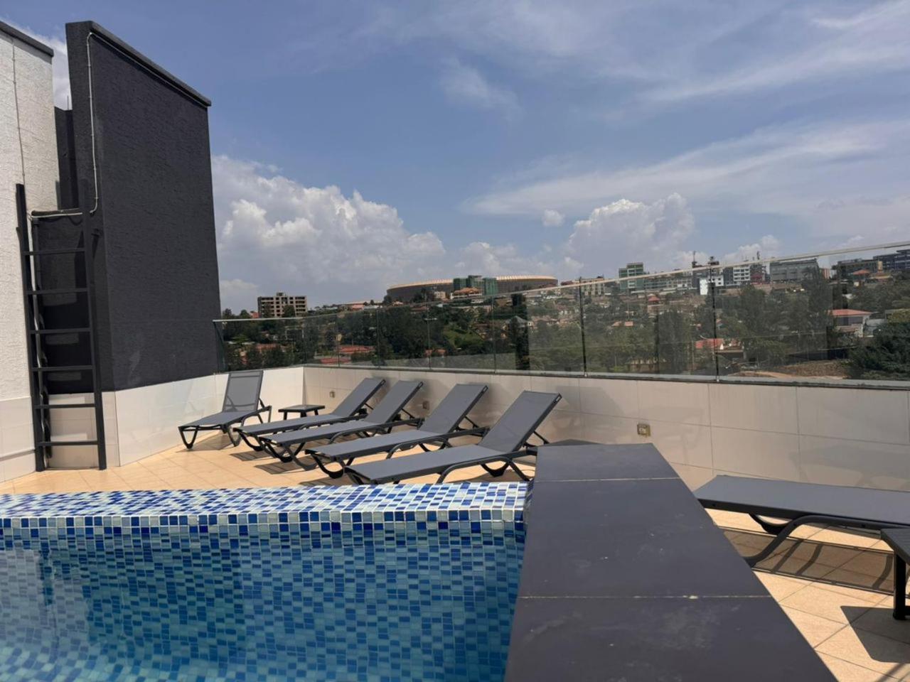 Cascadia Apartments Kigali Esterno foto