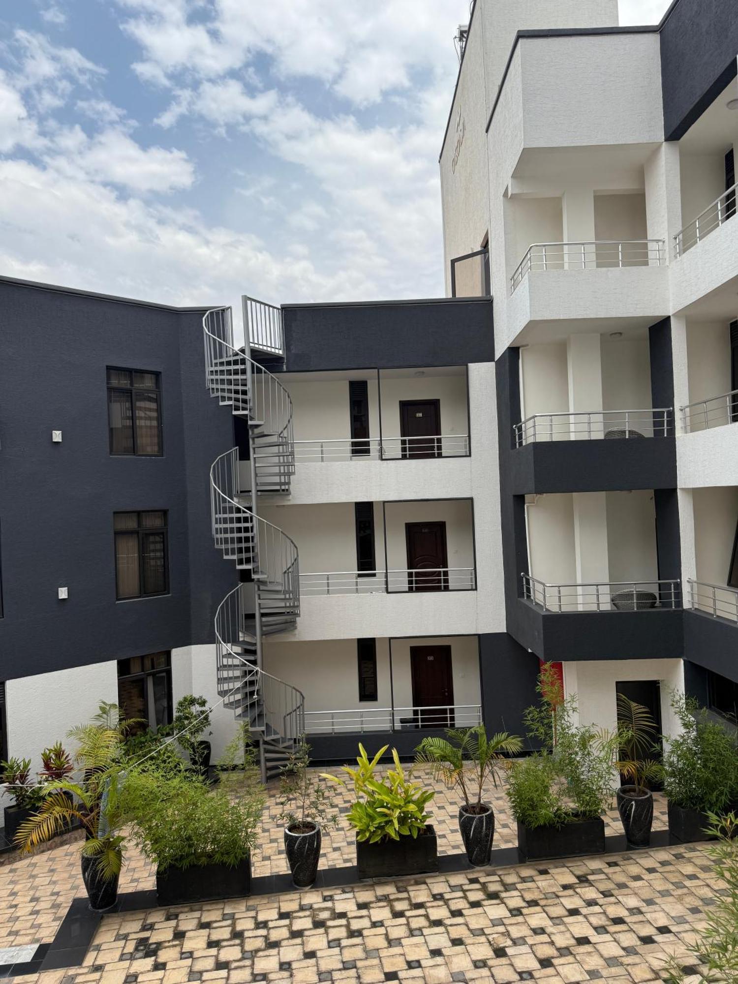 Cascadia Apartments Kigali Esterno foto